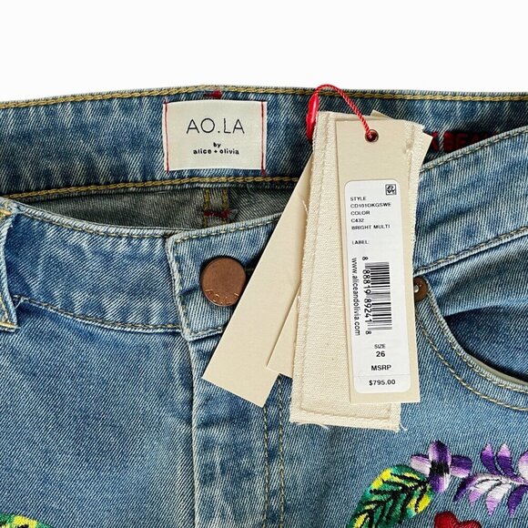 Alice + Olivia Ryley Floral Embroidered Bell Jeans Vintage Wash - Picture 7 of 10